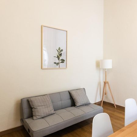 Cozy Historical Flat Napoli Apartment Bagian luar foto