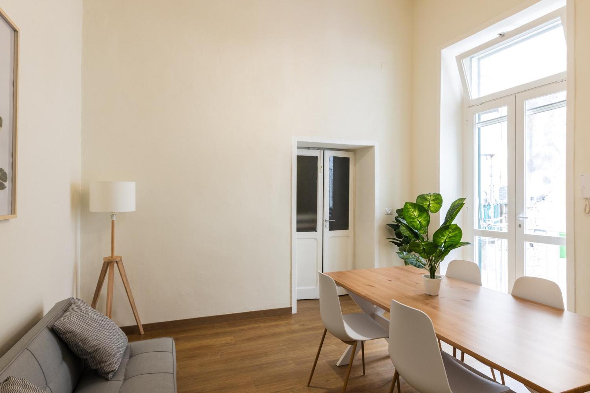 Cozy Historical Flat Napoli Apartment Bagian luar foto