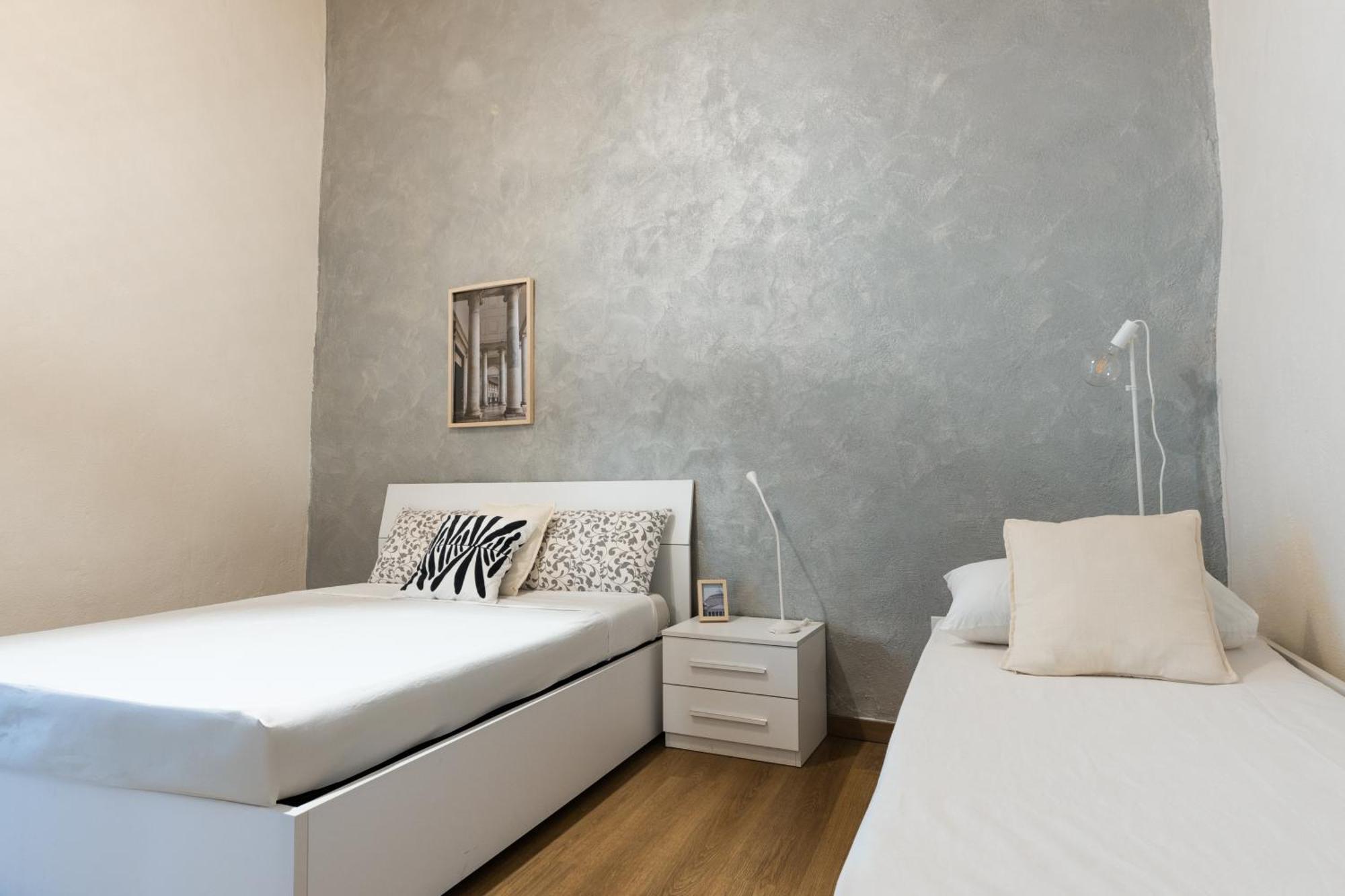 Cozy Historical Flat Napoli Apartment Bagian luar foto