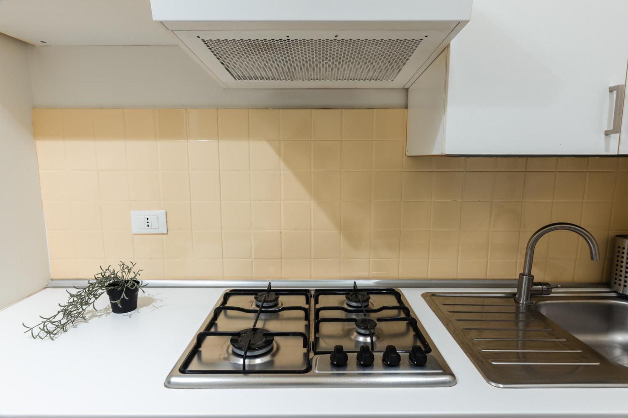 Cozy Historical Flat Napoli Apartment Bagian luar foto